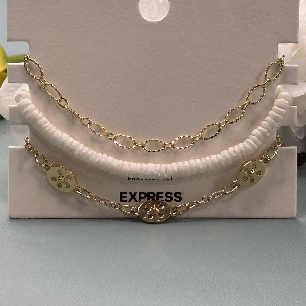 Express Gold and White Bracelet Set